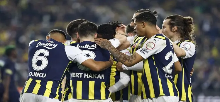Fenerbahçeli futbolcu gitmek istediği takımı açıkladı
